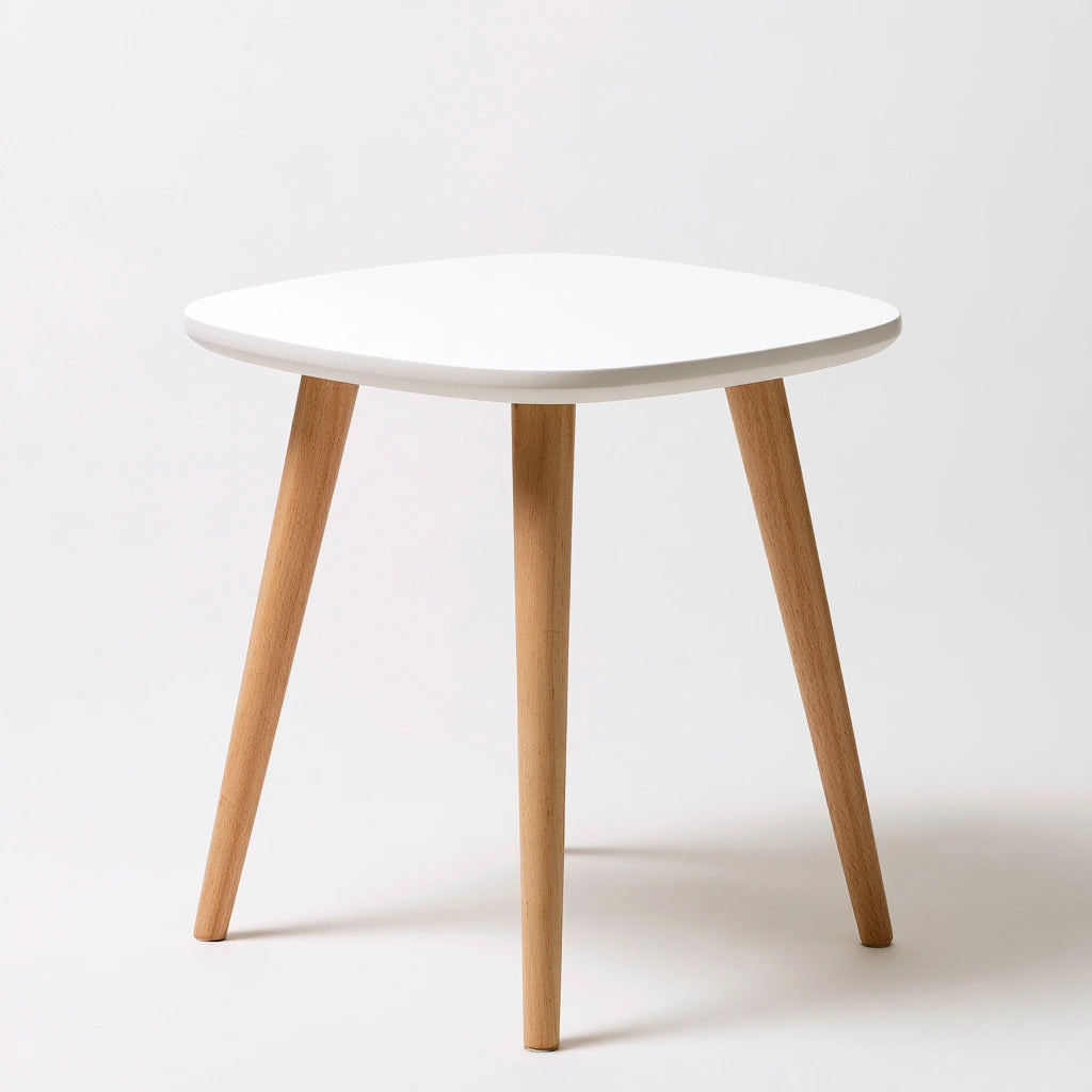 Table d'appoint aux lignes épurées, coloris blanc